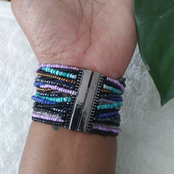 Beaded Bracelet - Picture 3 of 3